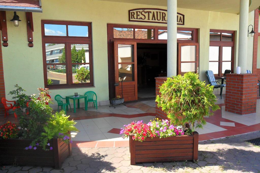 Hotel St.Florian Štúrovo 외부 사진
